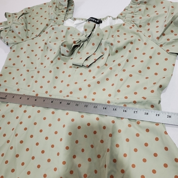 NWT Short Sleeve Ruffle Green Polka-dot Dress XL - Picture 11 of 13